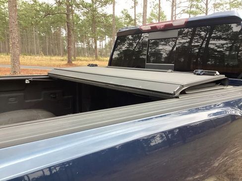 Used 2022 GMC Sierra 2500 AT4 w/ AT4 Premium Plus Package image 11