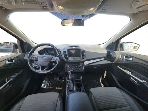 Used 2017 Ford Escape SE w/ Equipment Group 201A image 14