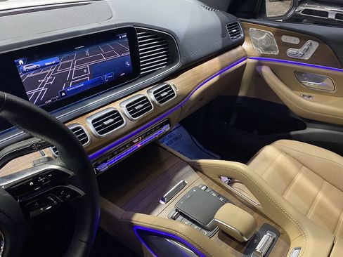 Certified 2026 Mercedes-Benz GLS 450 4MATIC image 8