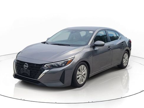 Used 2024 Nissan Sentra S FWD image 2