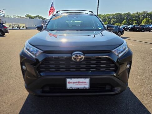 Used 2021 Toyota RAV4 XLE Premium AWD/4WD image 2