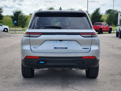 Used 2025 Jeep Grand Cherokee Trailhawk AWD/4WD image 6