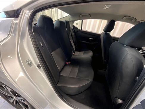 Used 2023 Nissan Sentra SV image 16