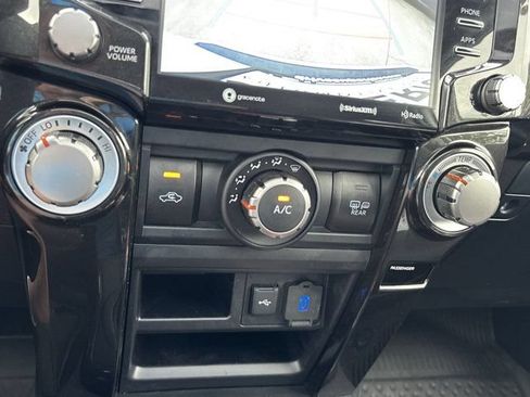 Used 2023 Toyota 4Runner 40th Anniversary SE AWD/4WD image 41
