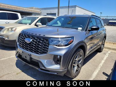 Used 2025 Ford Explorer ST-Line w/ ST-Line Street Pack