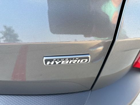 Used 2025 Ford Escape Base image 28