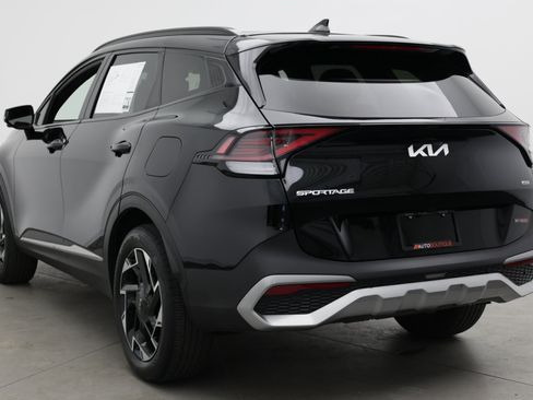 Used 2023 Kia Sportage SX AWD/4WD image 7