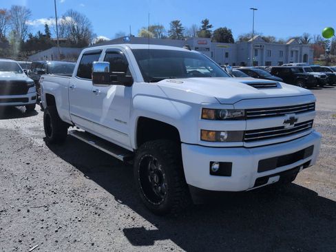 Used 2019 Chevrolet Silverado 3500 LTZ w/ Duramax Plus Package image 2