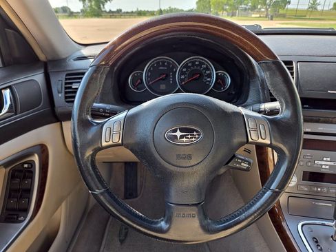 Used 2007 Subaru Outback 3.0R L.L. Bean AWD/4WD image 17