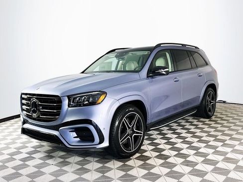 New 2026 Mercedes-Benz GLS 450 4MATIC image 3