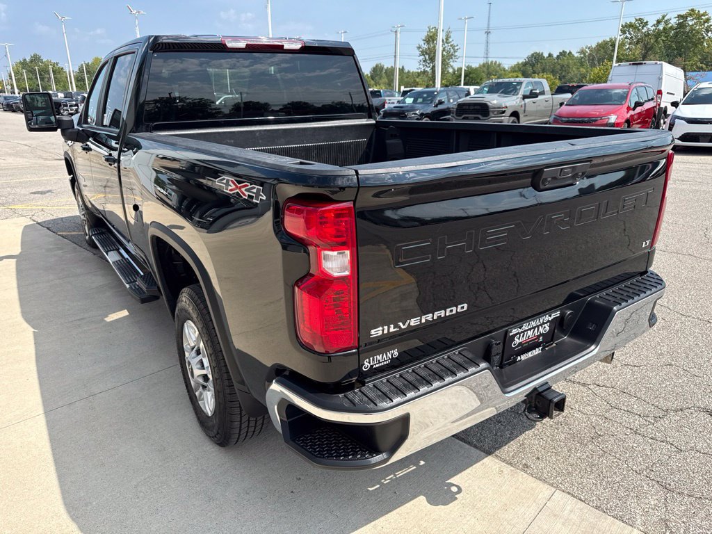 Used 2025 Chevrolet Silverado 2500 LT w/ Convenience Package AWD/4WD image 7