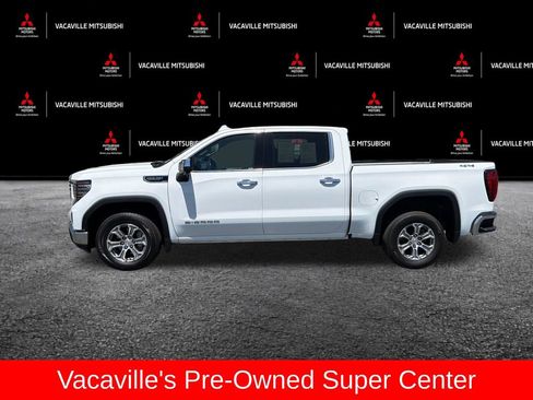 Used 2024 GMC Sierra 1500 SLT AWD/4WD image 3