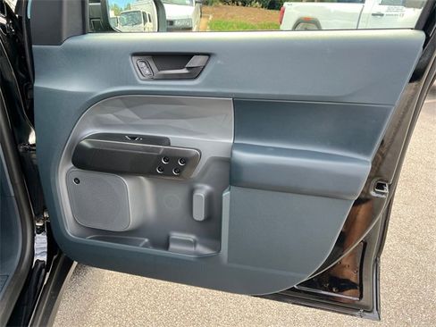 Used 2025 Ford Maverick Lariat w/ Black Appearance Package image 14