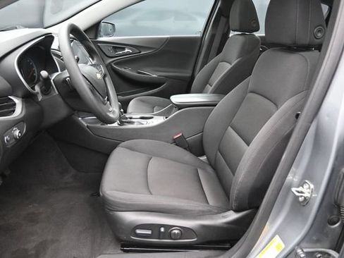 Used 2024 Chevrolet Malibu LT FWD image 12