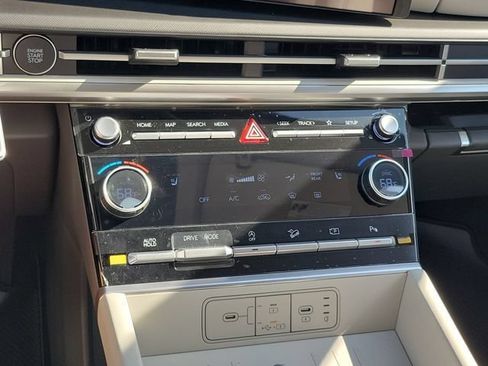New 2026 Hyundai Santa Fe SEL FWD image 13