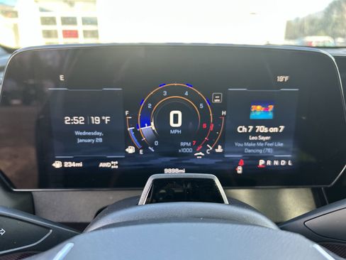 Used 2026 Chevrolet Traverse Z71 w/ Enhanced Driving Package image 14