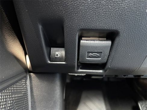 Used 2020 Toyota RAV4 XSE image 19