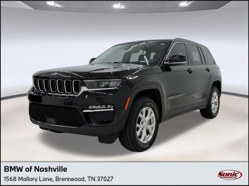 Used 2023 Jeep Grand Cherokee Limited w/ Trailer Tow Prep Group (B) AWD/4WD image 1