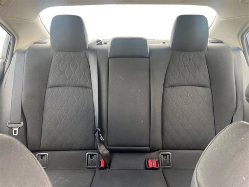 Used 2020 Toyota Corolla LE FWD image 15