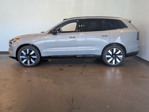 New 2025 Volvo EX90 Plus image 4
