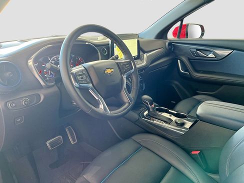 Used 2024 Chevrolet Blazer RS w/ Enhanced Convenience Package FWD image 9