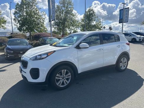 Used 2019 Kia Sportage LX image 5