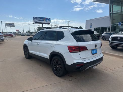 Used 2022 Volkswagen Taos S AWD/4WD image 6