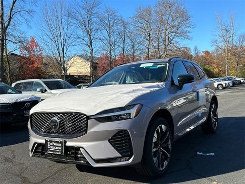 New 2026 Volvo XC60 B5 Plus w/ Protection Package Premier image 5