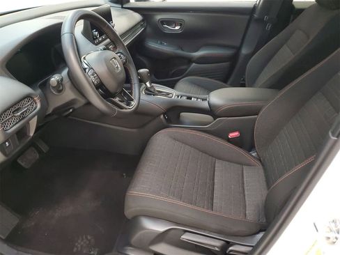 Certified 2025 Honda HR-V Sport image 17