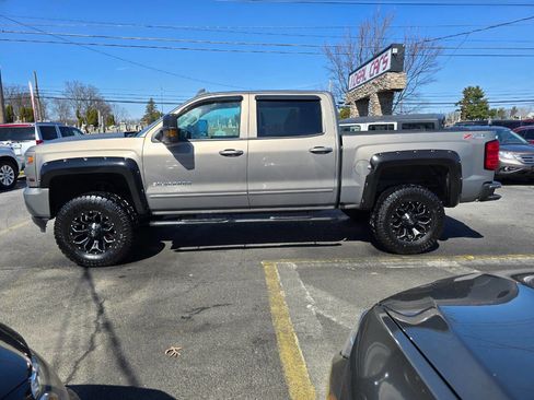 Used 2017 Chevrolet Silverado 1500 LT w/ All Star Edition image 6