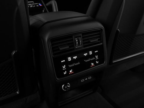 Used 2026 Porsche Cayenne S image 46