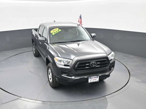 Used 2022 Toyota Tacoma SR AWD/4WD image 24