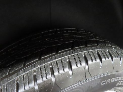 Used 2024 GMC Yukon Denali image 38