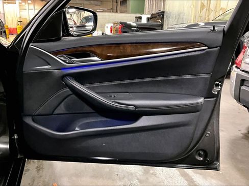 Used 2019 BMW 540i xDrive w/ Convenience Package image 23