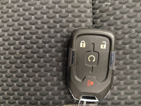 Used 2024 GMC Terrain SLE w/ Driver Convenience Package AWD/4WD image 32