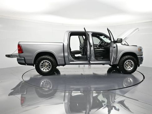 Used 2025 RAM 1500 Big Horn AWD/4WD image 46