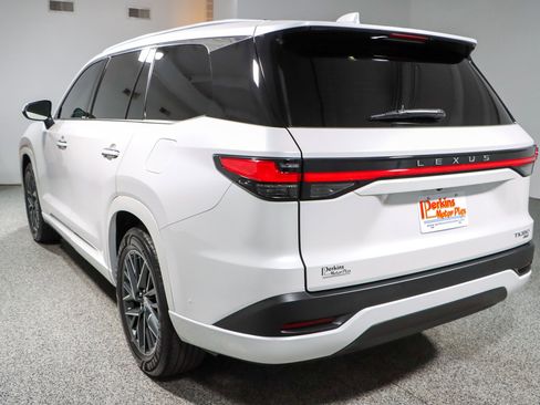 Used 2025 Lexus TX 350 AWD w/ Technology Package image 9