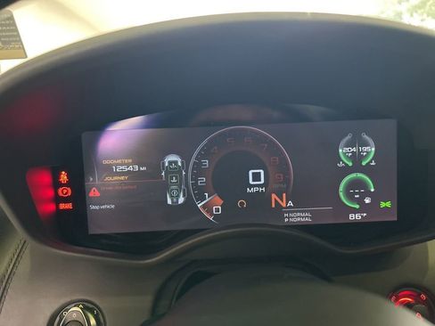 Used 2020 McLaren 570S Spider image 40