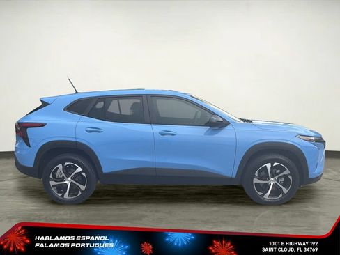 Used 2024 Chevrolet Trax RS w/ Driver Confidence Package FWD image 7