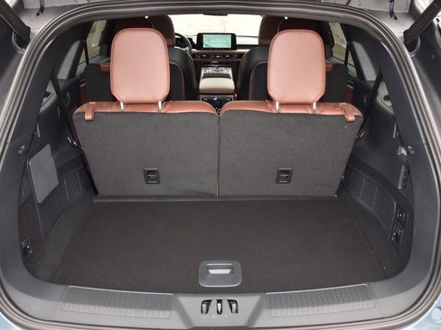 New 2026 Lincoln Aviator Reserve w/ Jet Appearance Package RWD image 36