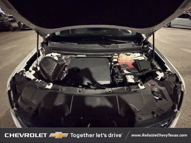 Used 2021 Chevrolet Traverse LT FWD image 34