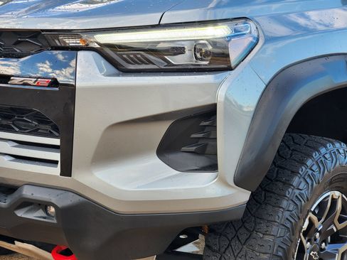 Used 2023 Chevrolet Colorado ZR2 w/ ZR2 Convenience Package III AWD/4WD image 10