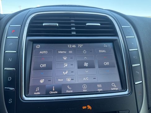 Used 2020 Lincoln Nautilus Reserve w/ Equipment Group 201A image 30