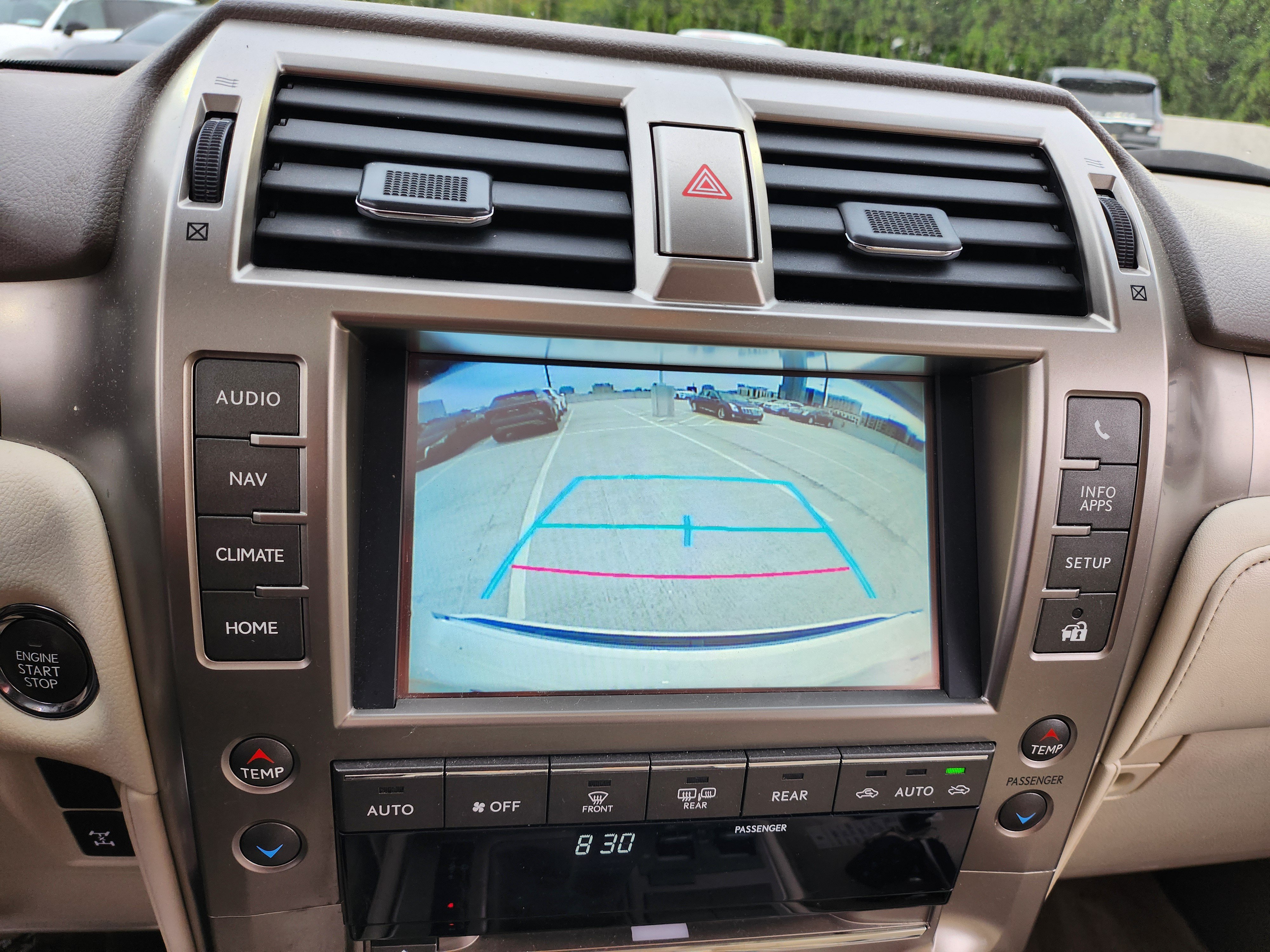 Used 2019 Lexus GX 460 Premium w/ Premium Package AWD/4WD image 18