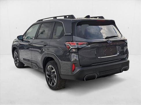 Used 2025 Subaru Forester Limited image 8