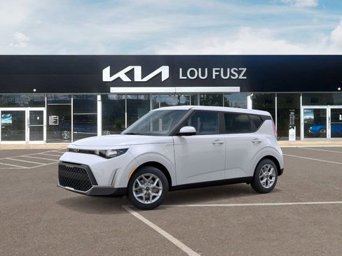 New 2025 Kia Soul LX image 3