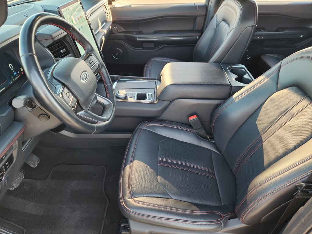 Used 2024 Ford Expedition Limited RWD image 13