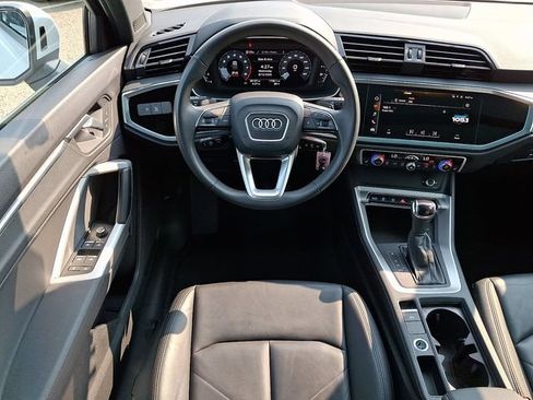 Used 2025 Audi Q3 2.0T Premium AWD/4WD image 12