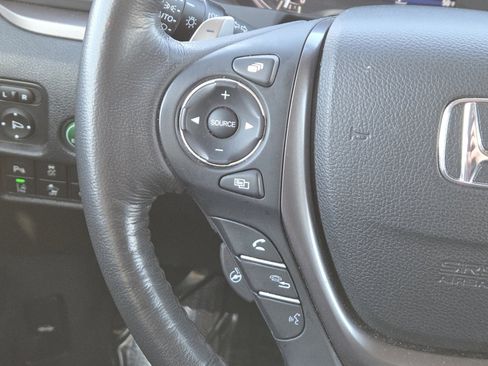 Used 2023 Honda Ridgeline RTL-E image 34