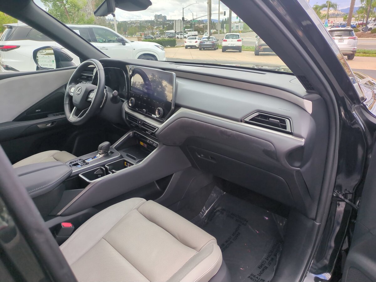 Used 2024 Lexus TX 350 AWD w/ Technology Package image 29